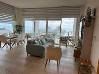 Venta Apartamento con Vista Al Mar Mar&iacute;a Chiquita Ih