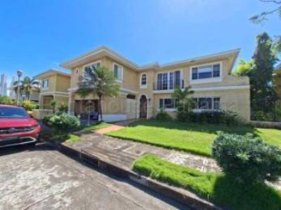 Venta Casa Duplex Costa del Este Ih