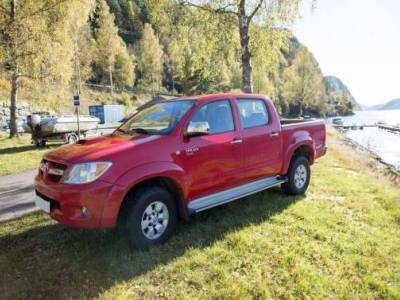 Toyota hilux 2.5-120 d 4wd