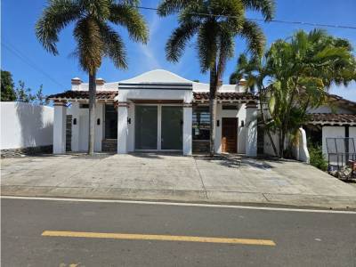 Casa en Pedas&iacute;