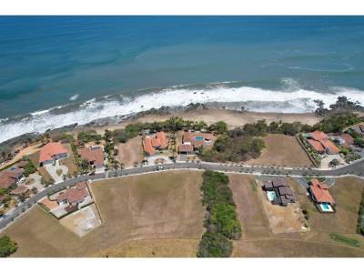 Lotes y Terrenos en Pedas&iacute;
