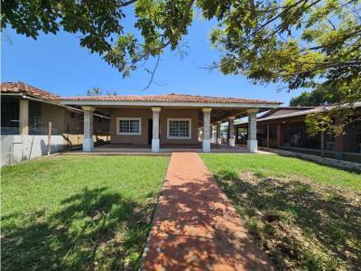 Casa en Santo Domingo, Las Tablas