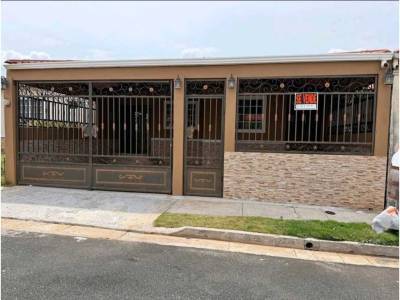 Casa en Barrio Col&oacute;n, La Chorrera