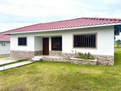 Alquiler de Casa en Algarrobos 2r