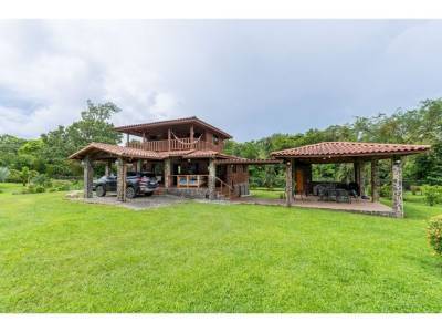 Casa en Alto De La Mesa, Ant&oacute;n