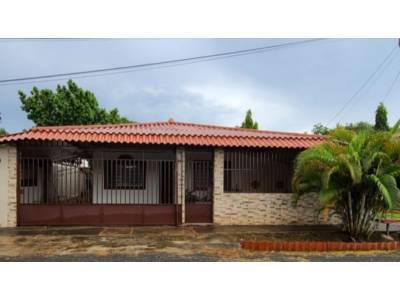Casa en Chitr&eacute;
