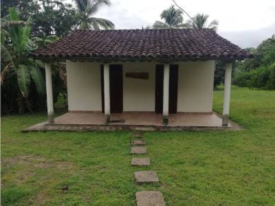 Casa en Guarar&eacute;