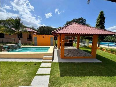 Casa en Playa Blanca, Ant&oacute;n