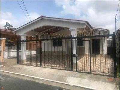 Casa en Barrio Col&oacute;n, La Chorrera