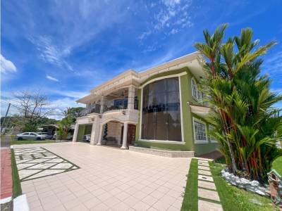 Casa en Barrio Norte, Col&oacute;n Distrito