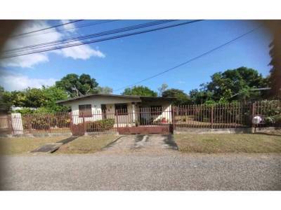 Casa en Barrios Unidos, Aguadulce