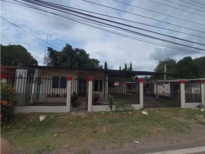 Casa en Pocr&iacute;, Aguadulce