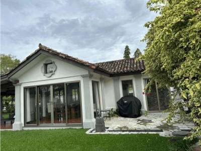 Casa en Juan Hombr&oacute;n, Ant&oacute;n