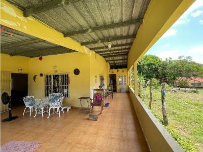 Casa en Barrio Col&oacute;n, La Chorrera