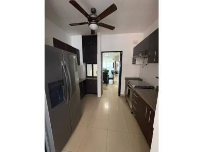 Apartamento en El Cangrejo, Ciudad De Panam&aacute;