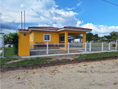 Casa en Santa Clara, Ant&oacute;n