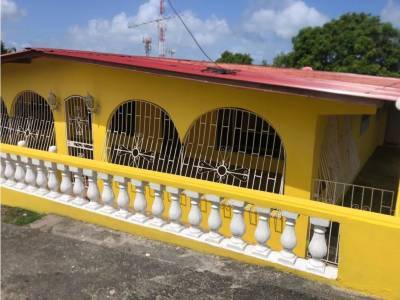 Casa en Cativ&aacute;, Col&oacute;n Distrito