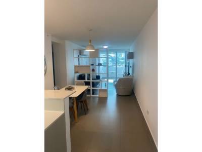 Apartamento en Curund&uacute;, Ciudad De Panam&aacute;